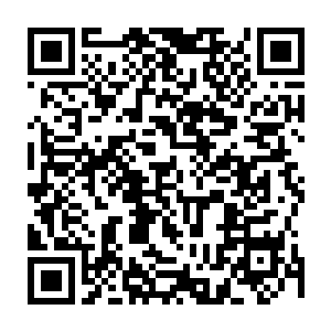 陈小练忽然深深的吸了口气――这已经是他此刻仅能做到的几个动作之一了二维码生成
