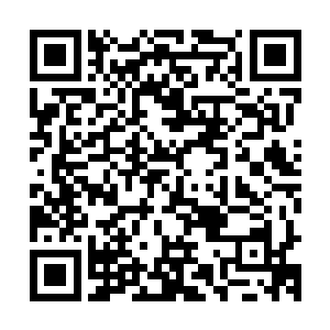 随后一个剪辑好的视频文件突然在他的桌前以3D模式播放了出来二维码生成