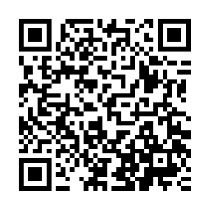 雨果对于处于舆论漩涡的迈克尔一杰克逊又会是什么样的看法呢二维码生成