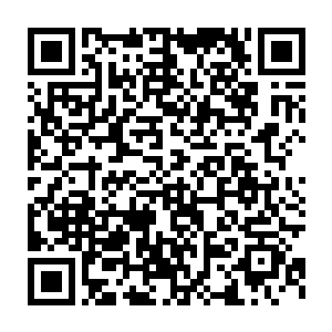雷欢喜和他的方寸公司在新仙桃村的前期发展中是做出了很大贡献的二维码生成