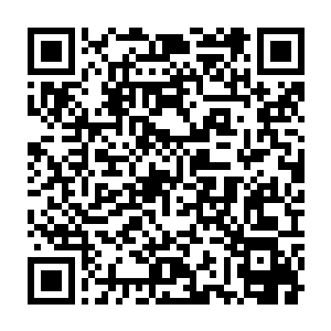 韩继军小心翼翼地将姚建的c控舱放在一个不会被上空的战斗波及的地方二维码生成