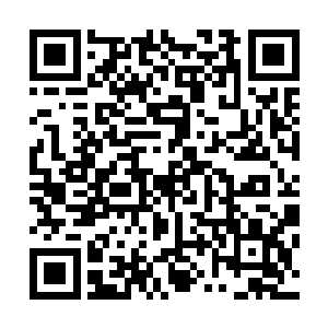 顿时夕阳的尸体在苏凡这愤怒的一脚一下不由的倒飞了出去二维码生成