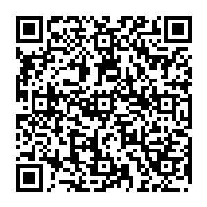 飞机现在不受控制的话最终会坠毁在华东一座百万人口以上的大城市的市中心位置二维码生成