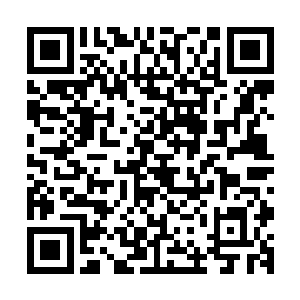 高扬看不明白的是为什么黑魔鬼的人在破门的时候就那么简单二维码生成